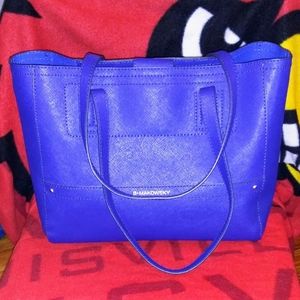 B. Makowsky Tote